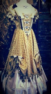Viktorianisches Kleid 